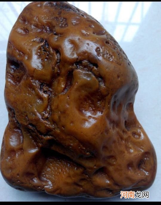 黄蜡石科普知识 黄腊石的作用与功效