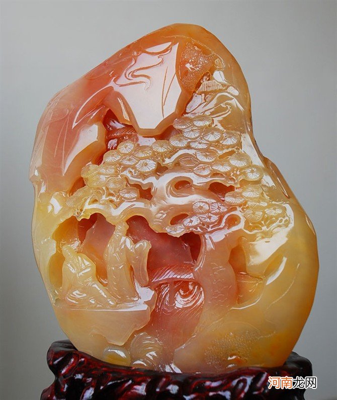 黄龙玉才是财富的象征 黄龙玉的功效与作用