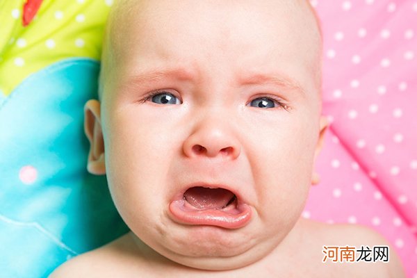 宝宝不爱哭正常吗 不爱哭不一定是乖巧也可能是脑瘫