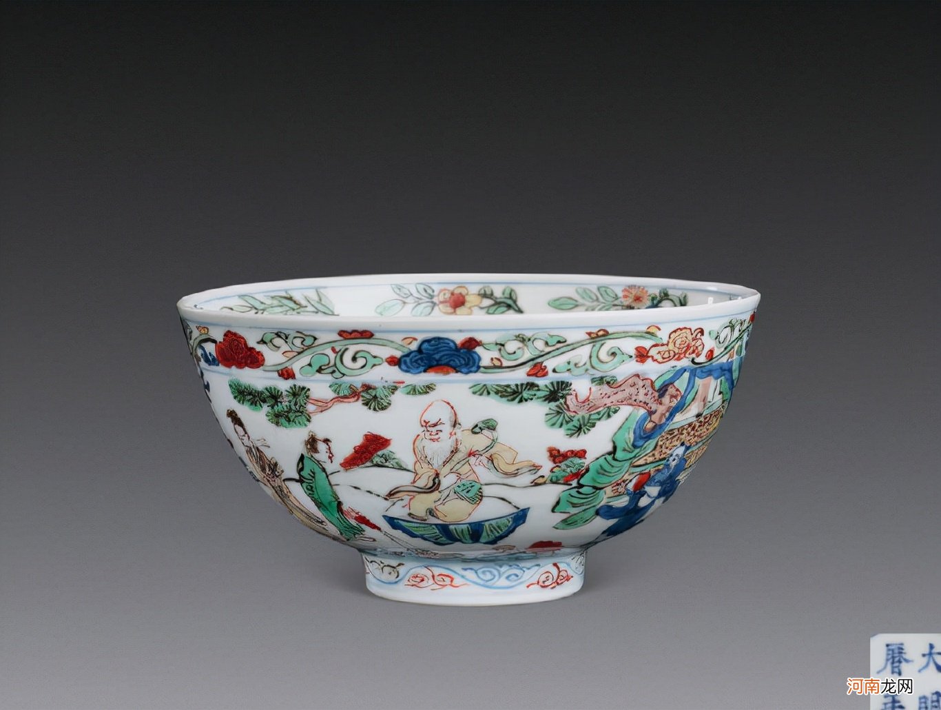 万历的五彩人物碗价值超过300万 古代瓷碗的价格及图片