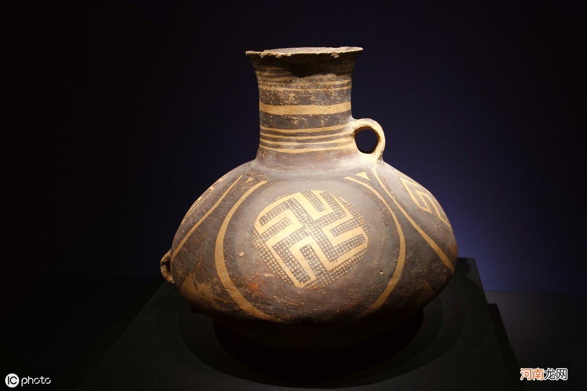 马家窑文化把彩陶艺术做到极致 马家窑文化