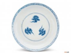明代各时期的青花瓷特征 明代青花瓷盘有几种