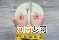 乳房出水怎么回事