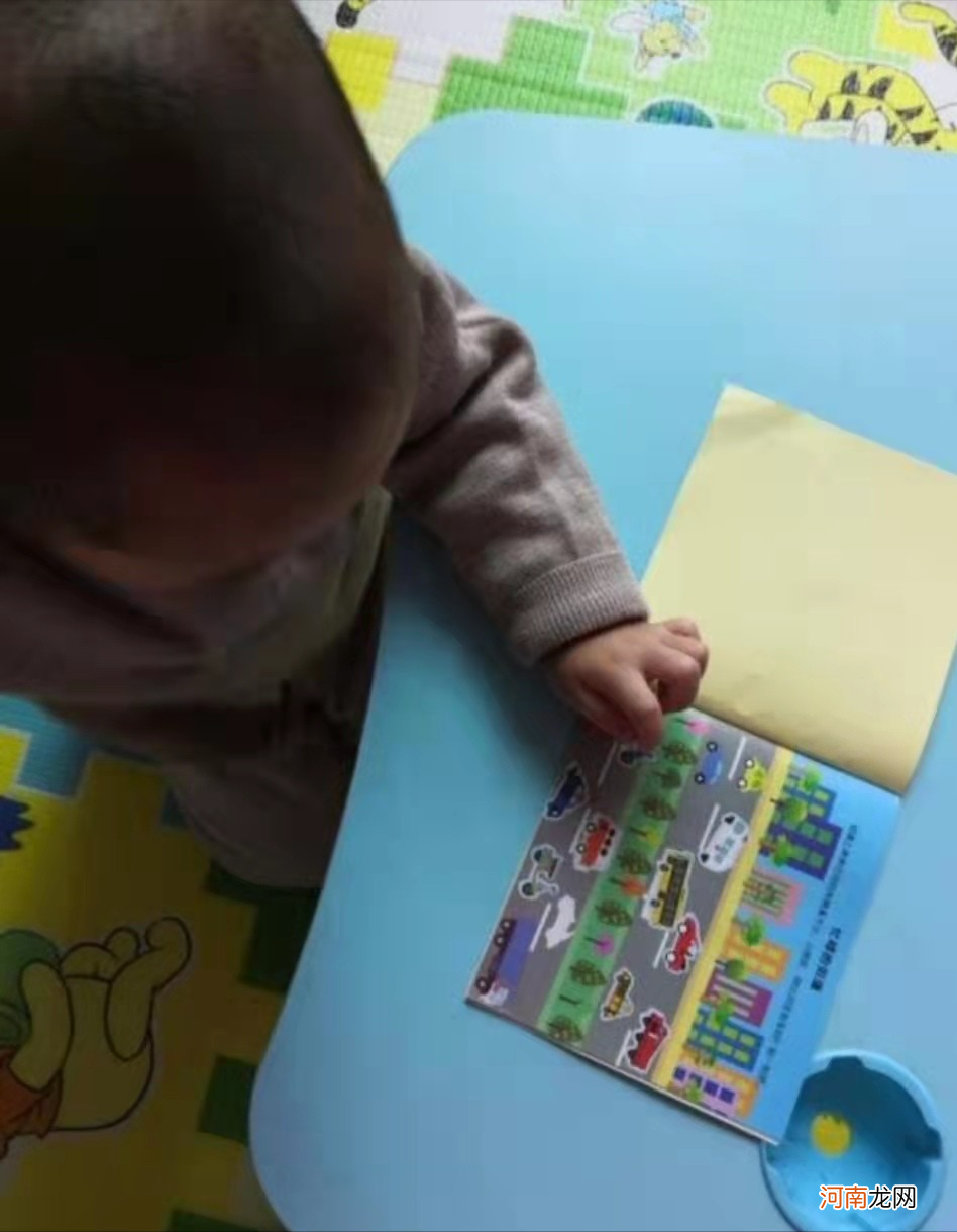 2岁女儿玩出超强专注力，清华宝妈分享她的3点见解，方法可借鉴