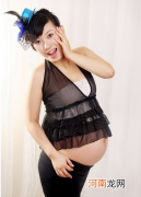 戚薇怀孕产女遭质疑 为什么孕期没肚子