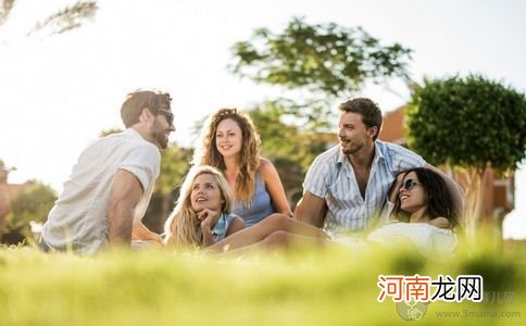 孕妈妈在外吃饭要注意什么