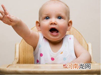 妈妈乳头扁平应该如何正确喂奶