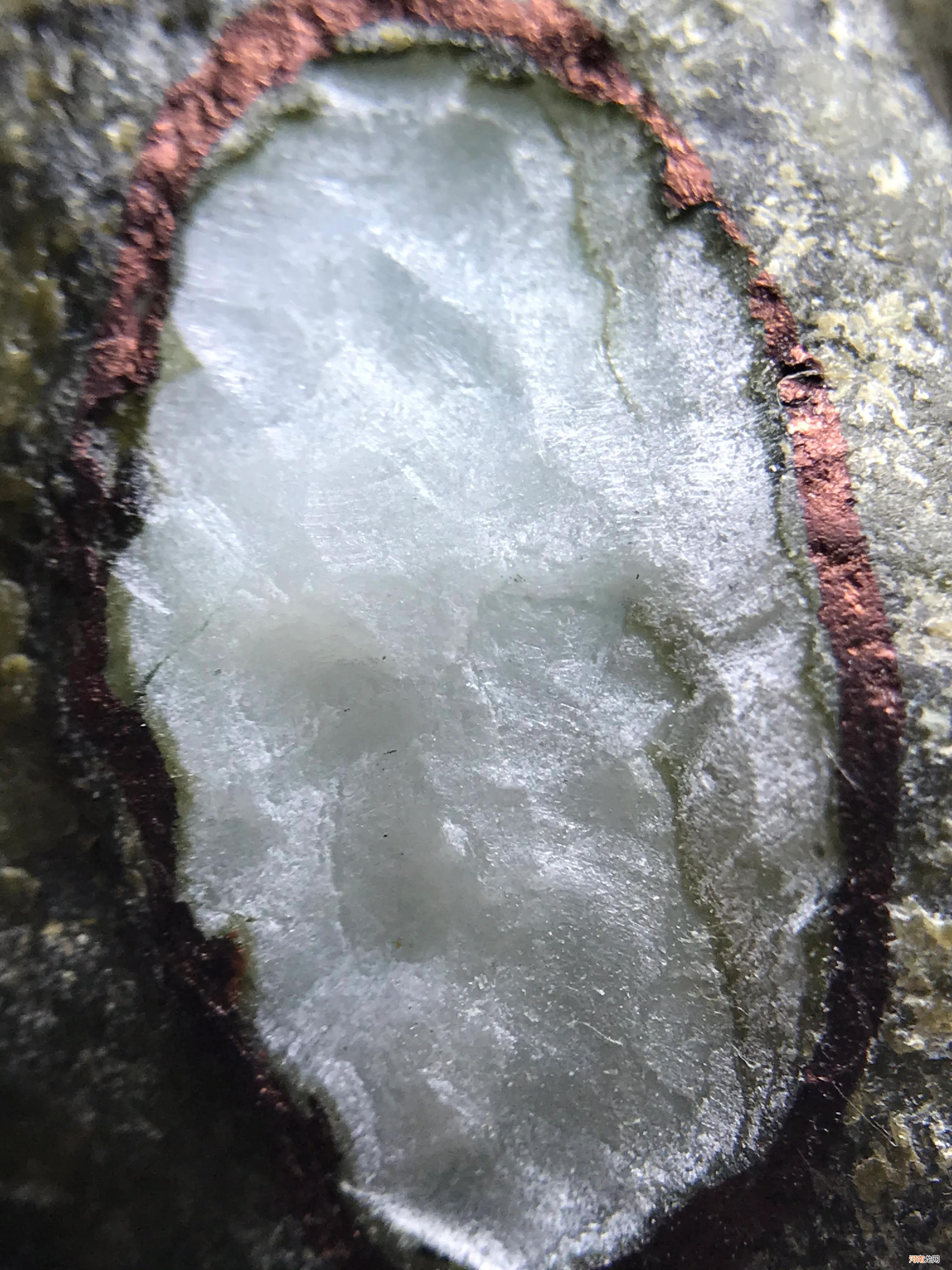 一分钟教你学会看翡翠原石的种 原石冰种翡翠鉴别方法