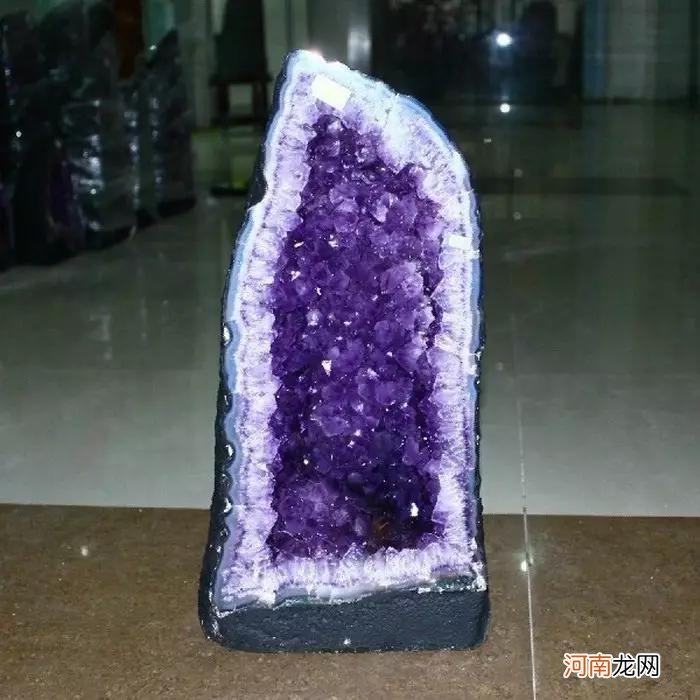紫水晶洞的功效与作用