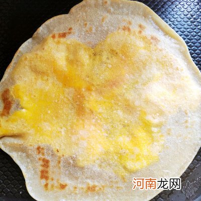 鸡蛋灌饼就要这样做10分钟学会 鸡蛋灌饼的家常做法