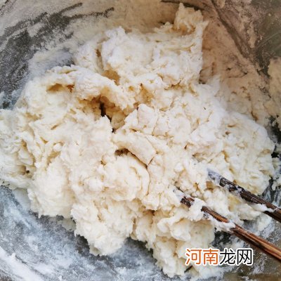 学会鸡蛋灌饼早餐不用愁 鸡蛋灌饼制作方法及用料