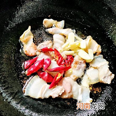 花菜炒肉片保准你味蕾爆炸 炒菜花的家常做法