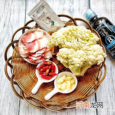 花菜炒肉片保准你味蕾爆炸 炒菜花的家常做法