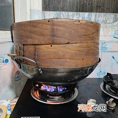 教你做梅菜扣肉 梅干菜扣肉怎么做