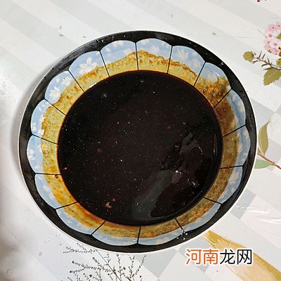 教你做梅菜扣肉 梅干菜扣肉怎么做