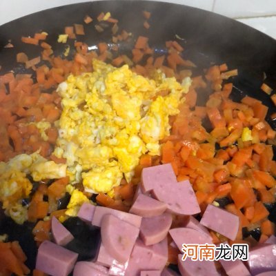 蛋炒饭的简单制作方法及步骤