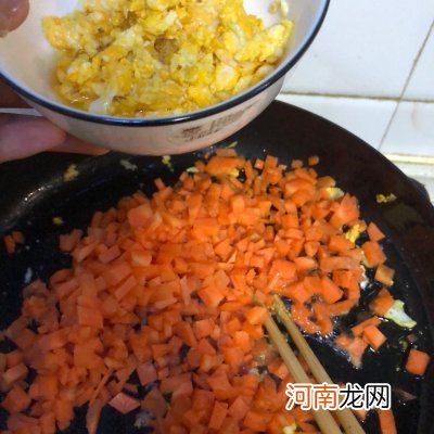 蛋炒饭的简单制作方法及步骤