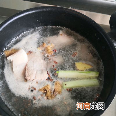 回锅肉家常做法简单快捷又好吃 回锅肉怎么炒