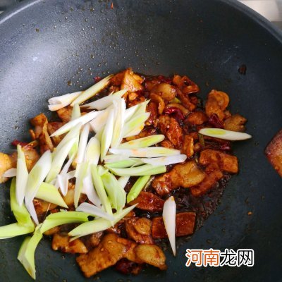 回锅肉家常做法简单快捷又好吃 回锅肉怎么炒