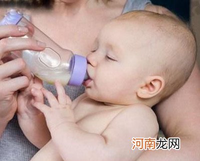 给宝宝喂配方奶 需注意的问题