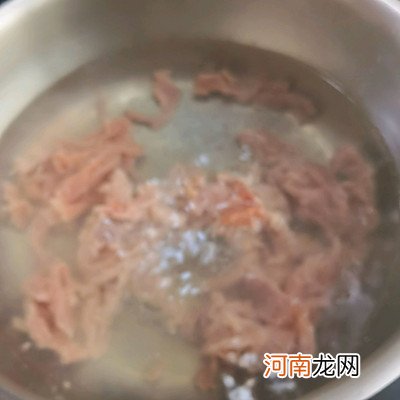 最详细的家常水煮肉片的做法 水煮肉片的制作方法