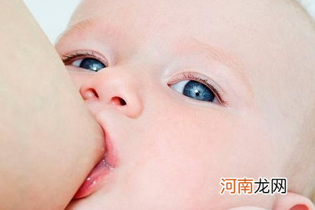 网友分享母乳喂养的诀窍