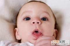 秋天为什么宝宝总是干咳小孩咳嗽吃啥好的快