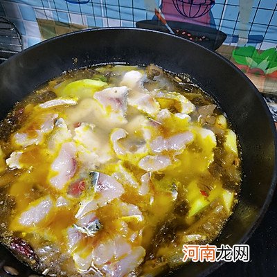 家庭简易版酸菜鱼 酸菜鱼怎么做