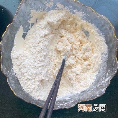 隔壁小孩馋哭了的葱油饼 正宗葱油饼的家常做法