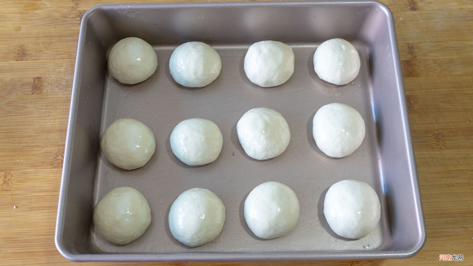 鸡蛋灌饼最简单正宗的做法 正宗鸡蛋灌饼的做法