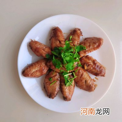 一道能吃下三碗饭的神奇美食 正宗可乐鸡翅的做法步骤窍门