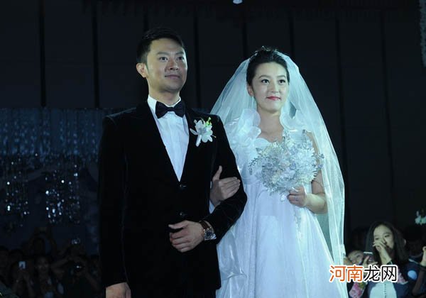 印小天老婆哈琳娜个人资料曝光 骗婚前后资料对比差距巨大