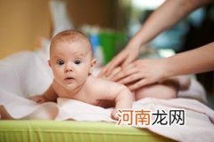 生完孩子怎么喂奶