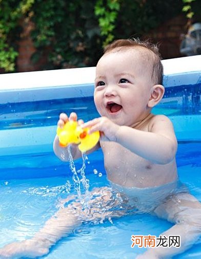 宝宝游泳有助提高抗病能力