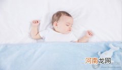宝宝睡觉哪些奇葩姿势存在健康隐患？