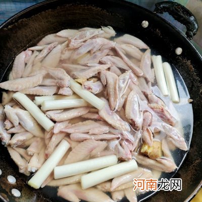 香辣鸡翅尖你这么做 翅尖怎么做好吃