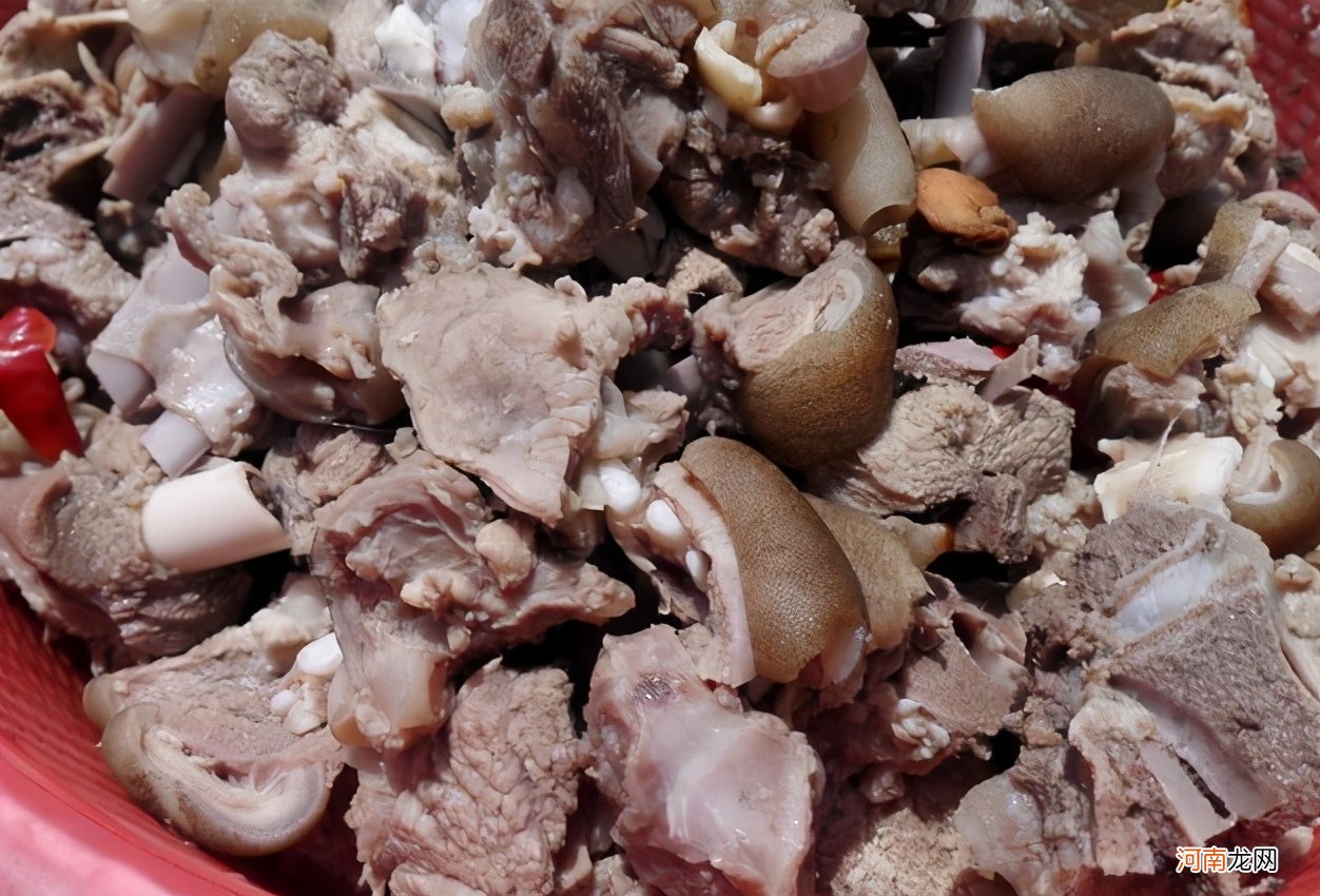 神仙美食狗肉煲 狗肉的吃法