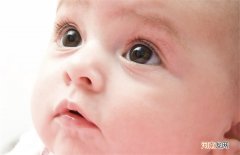 如何促进婴儿眼睛的发育