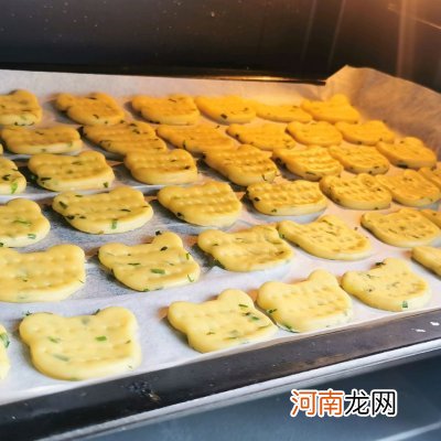 方便简单家常菜葱香小饼干 饼干做法