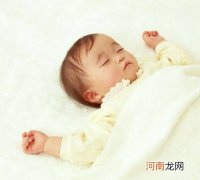 婴儿睡眠中出现的异常现象