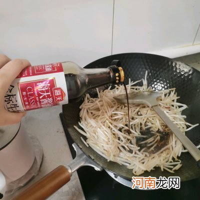 一道超级美味醋溜绿豆芽 绿豆芽怎么做好吃