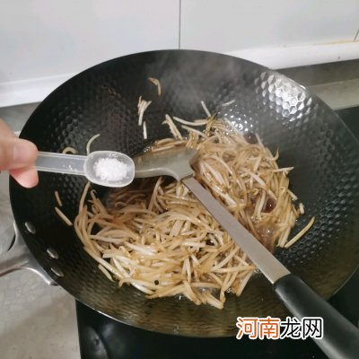 一道超级美味醋溜绿豆芽 绿豆芽怎么做好吃