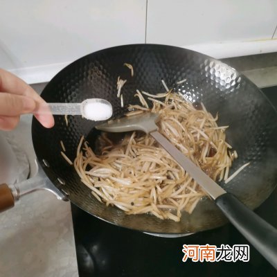 一道超级美味醋溜绿豆芽 绿豆芽怎么做好吃