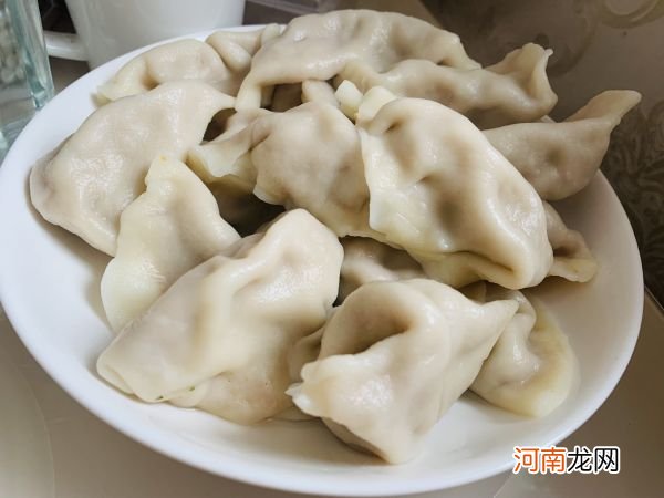 胡萝卜鲜肉馅饺子做法 水饺的做法