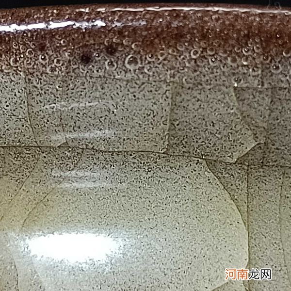 宋代官窑瓷器的“聚沫攒珠”现象 南宋官窑釉面特征