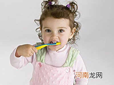 6种天然食材 帮宝宝远离大黄牙