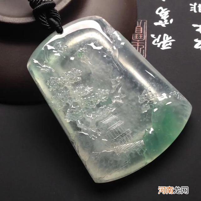 带翡翠玉手镯可以转运吗