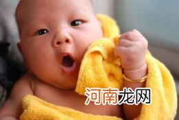 新生婴儿长牙是营养过剩