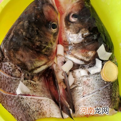 家庭版剁椒鱼头 鱼头怎么做好吃剁椒鱼头