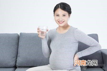 孕期白带像水一样流出来是怎么回事